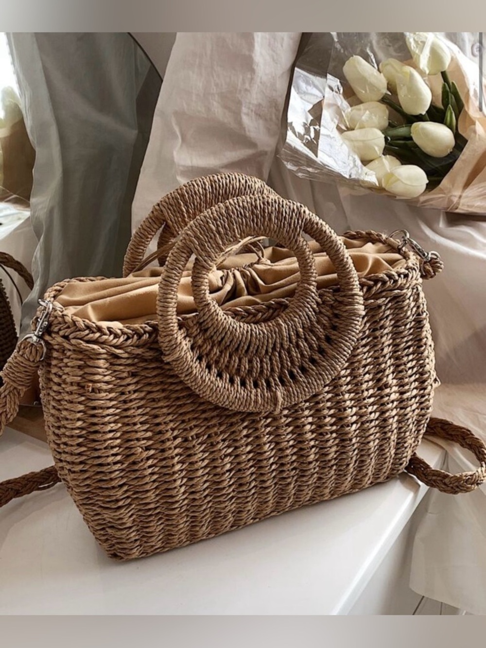 Brown Woven Women’s Round-Handle Clutch Straw Basket Bag